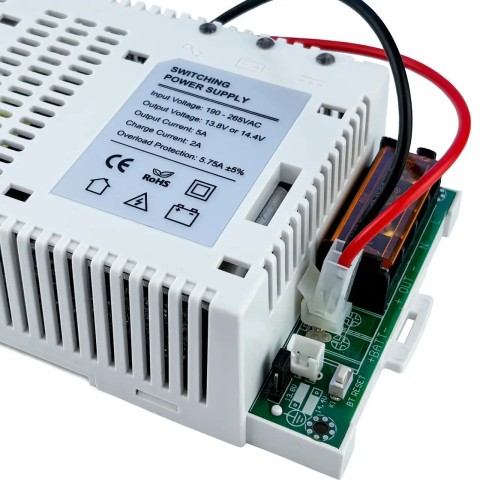 Блок безперебійного живлення 12В/5А SEVEN UPS-7968